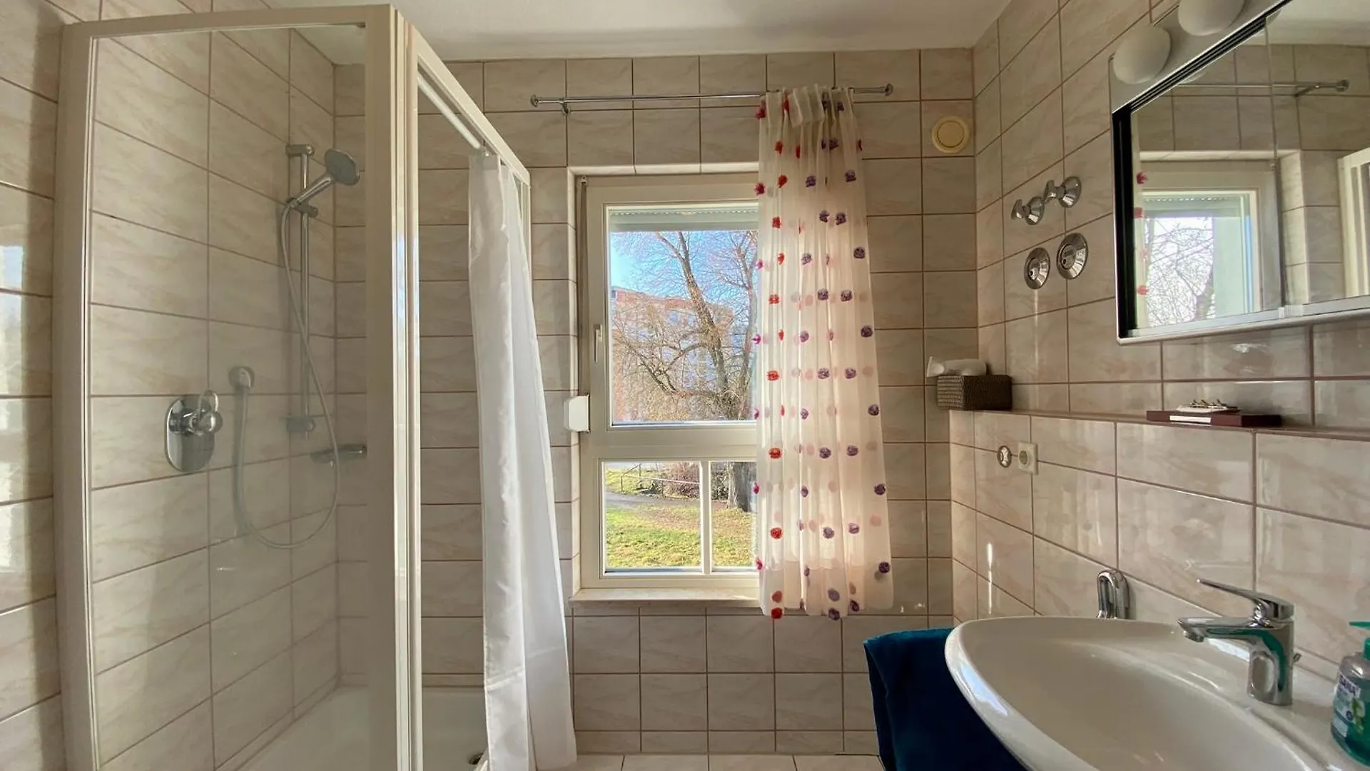 Idyllisches Ansbacher Apartment 1 Stock Mit Aufzug  安斯巴赫